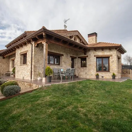 Holiday home La Nava De Tizneros