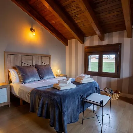 La Nava De * Tizneros