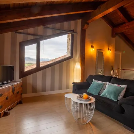 La Nava De * Tizneros